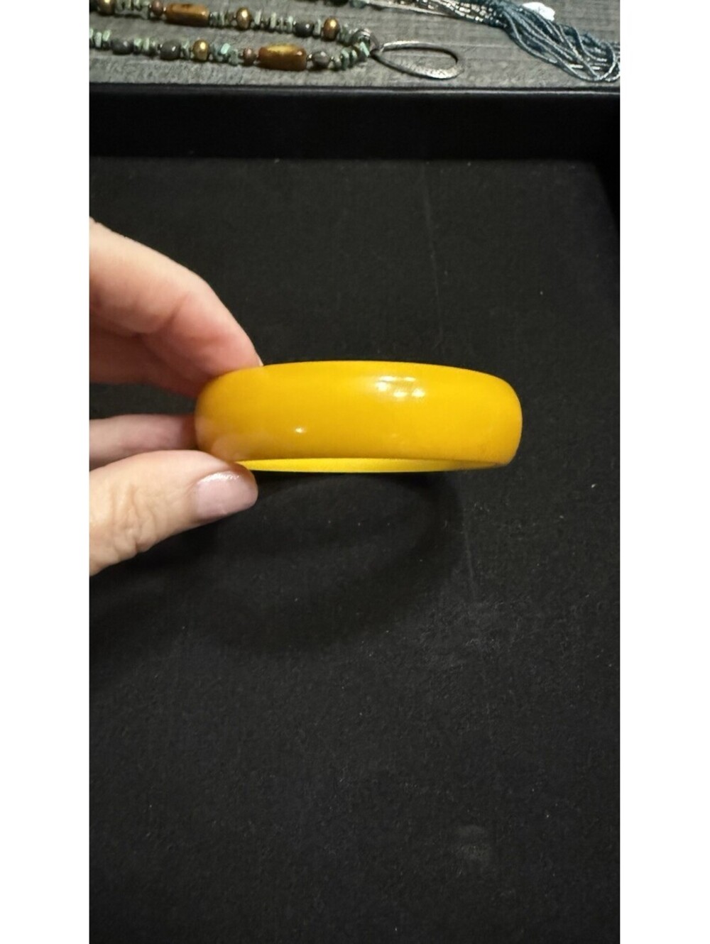 bakelite bracelet bangle yellow - Picture 3 of 3
